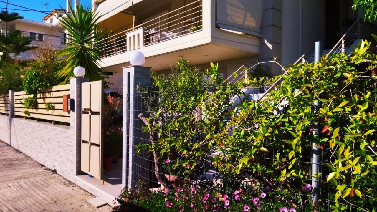 شقة Xrysa'S Garden Mesolóngion المظهر الخارجي الصورة