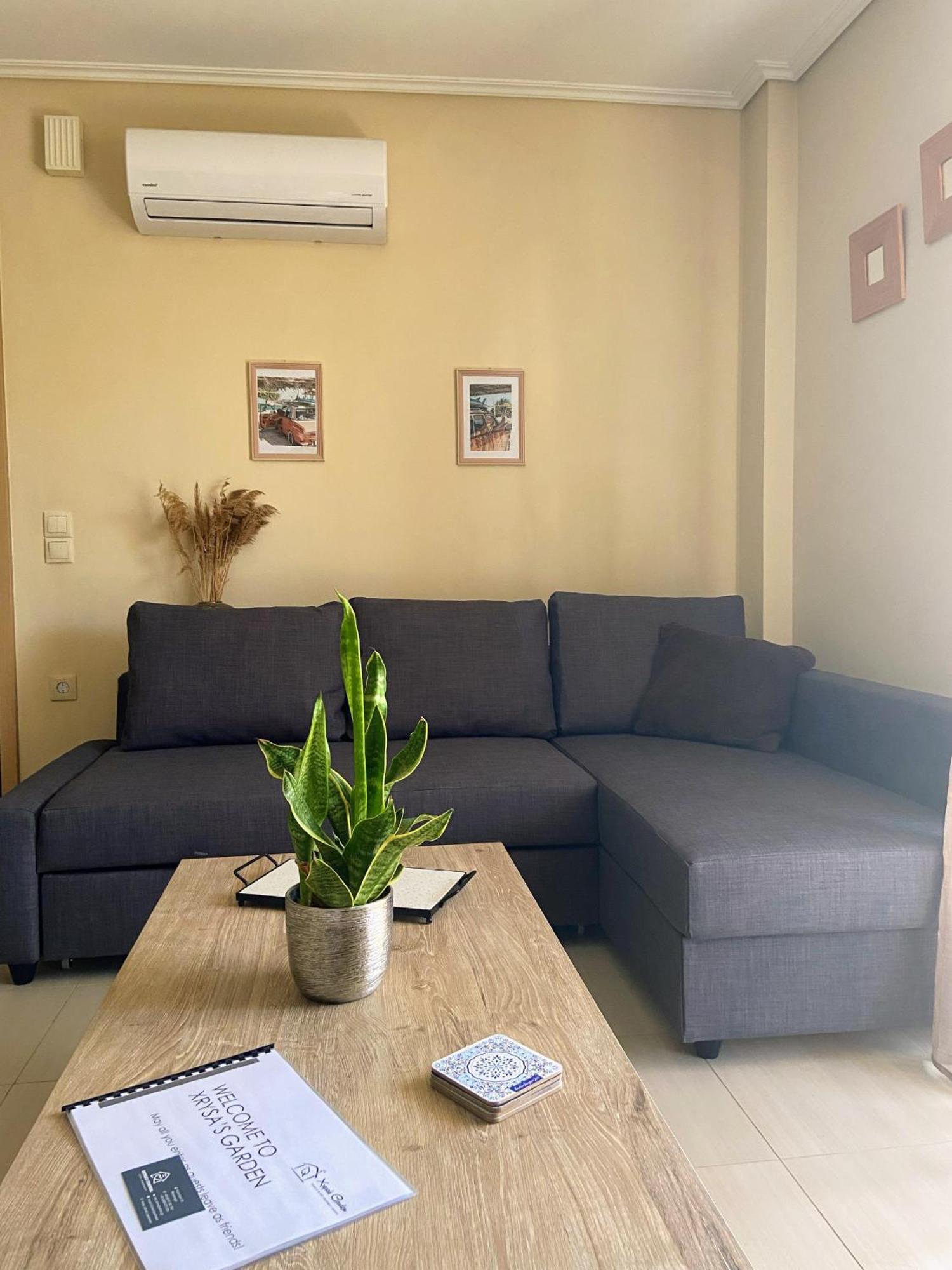 شقة Xrysa'S Garden Mesolóngion المظهر الخارجي الصورة